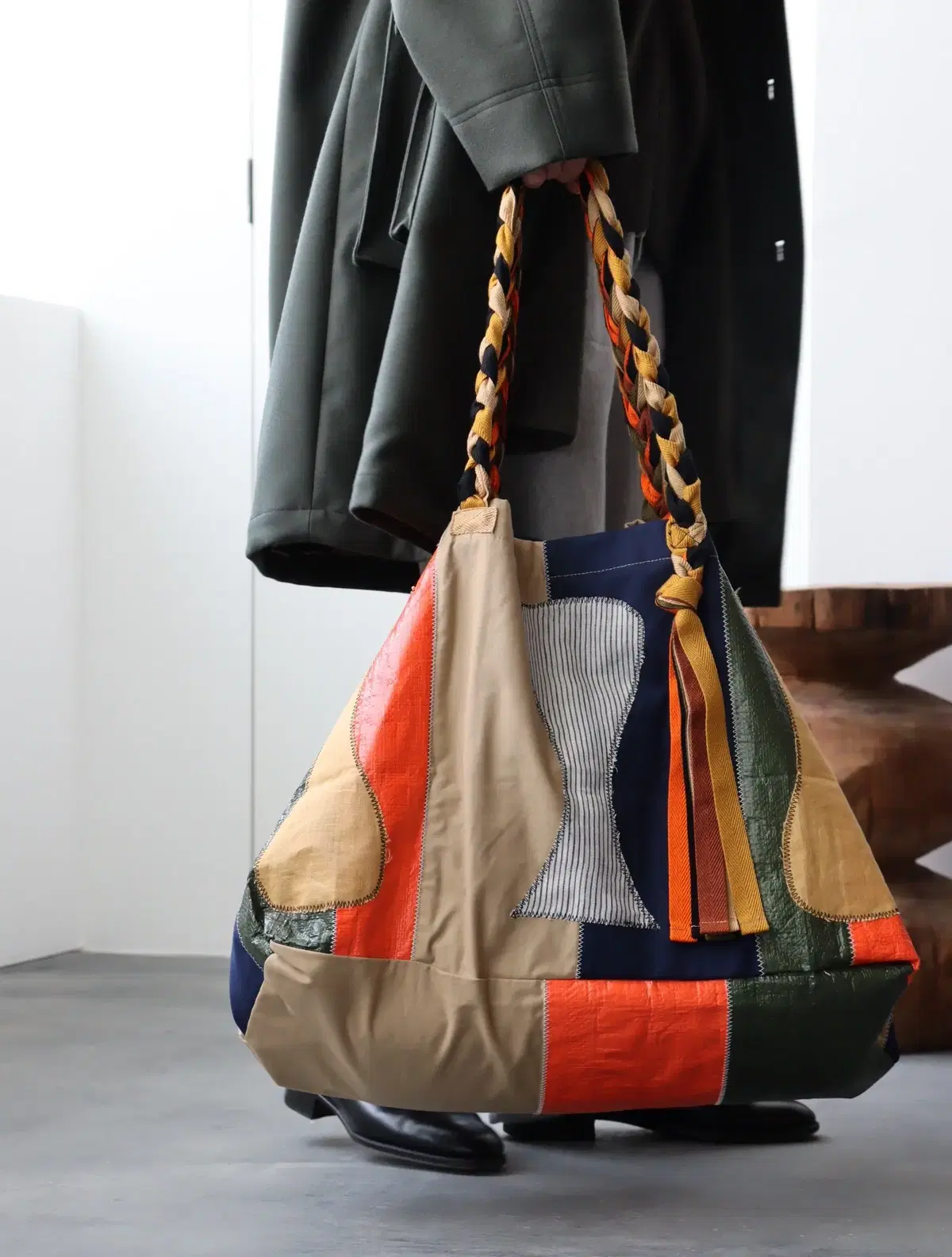 バッグ KHOKI 23AW Color-block vinyl tote bag KHOKI（コッキ）の「【KHOKI / コッキ】Color-block vinyl bag